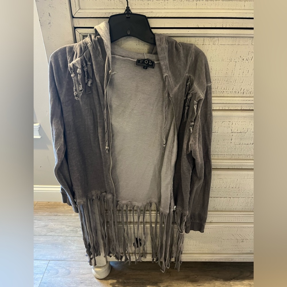POL size small zip up jacket